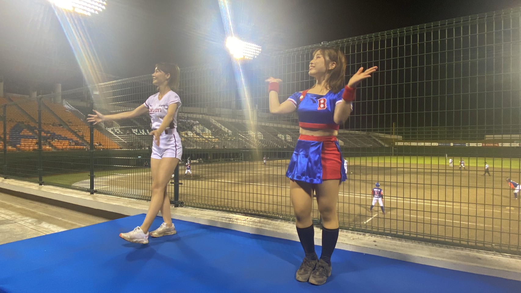 B Girlsが楽天ガールズさんとコラボしました！ - チア・ダンス事業ポータルサイト｜エイジェックスポーツマネジメント